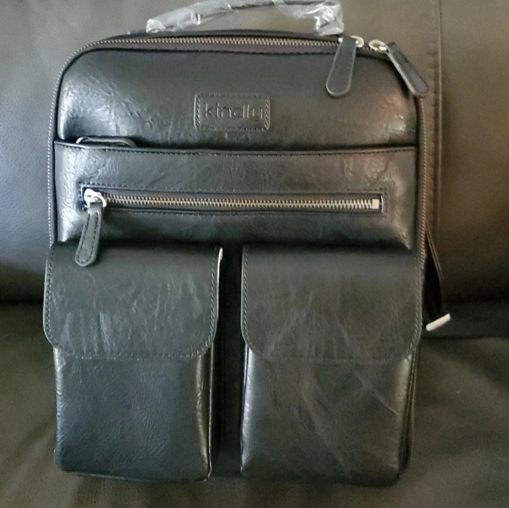 Kindly medium size camera bag